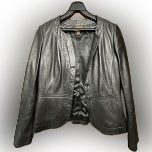 Danier Women’s Black Leather Jacket